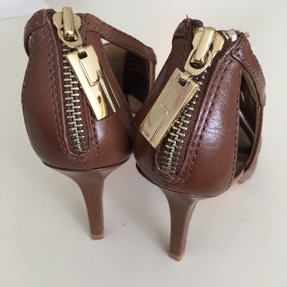 LAMB Heels - Picture 5 of 8